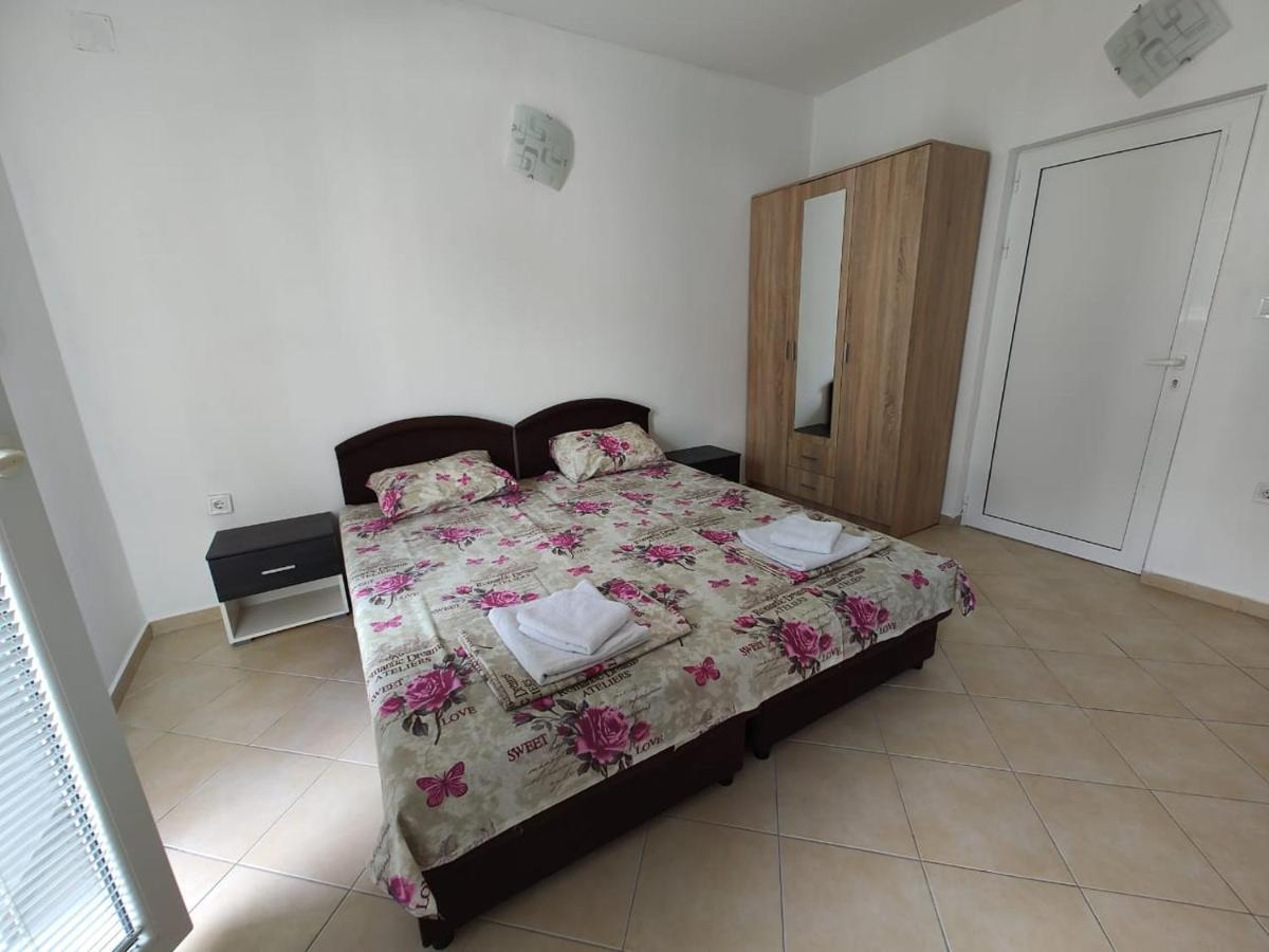 Jovanovic Apartment Tivat Exterior foto
